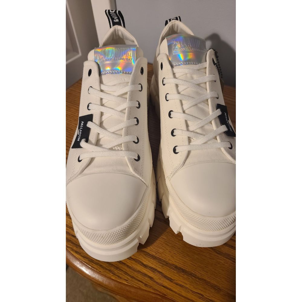 Palladium Revolt LO TX Star White Women's Boots 97243-116-M